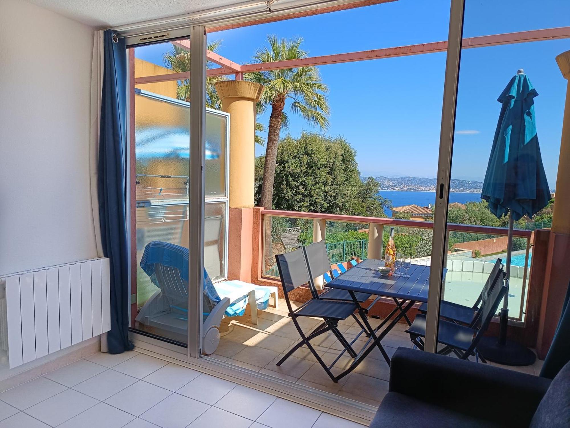 Magnifique Vue Mer Et Piscine - Les Cles De L Esterel 테울쉬르메르 외부 사진